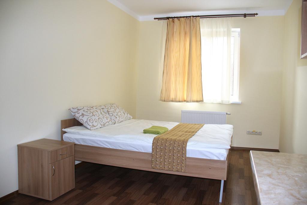 Friendly House Hostel Vyshneve Δωμάτιο φωτογραφία